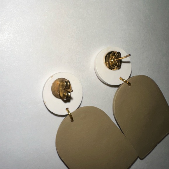 Floral Arch Clay Earrings with White Accents - Picture 4 of 4